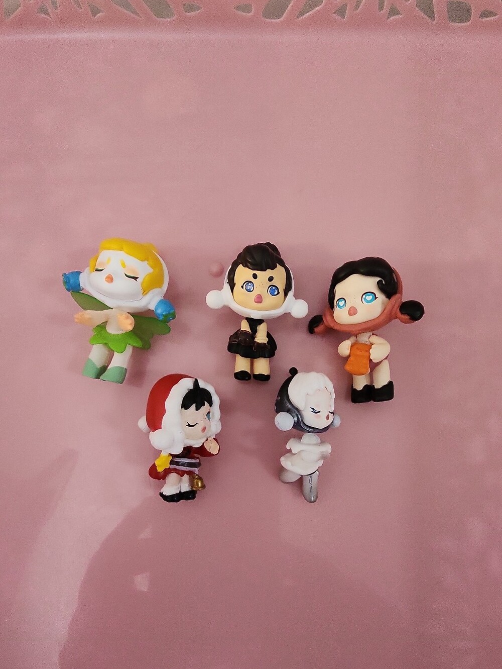 Set of 5 Assorted Character Figurines - Pink